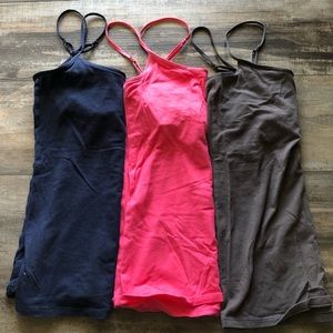 Aerie Cami’s size small. Available in pink, navy, and gray!